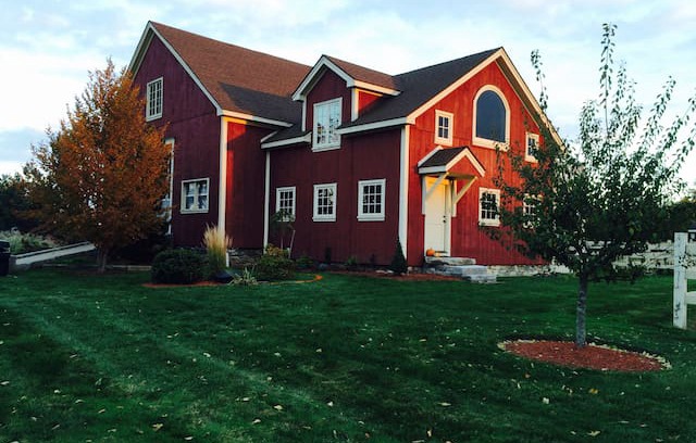 South Woodstock Other | Barn suite at Southwood Alpacas