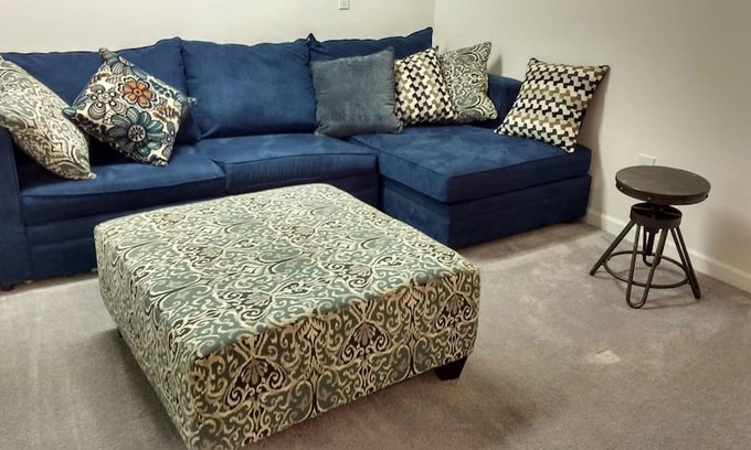 Atlantic City House | Crash Pad near AC Convention Center, bus, & train!