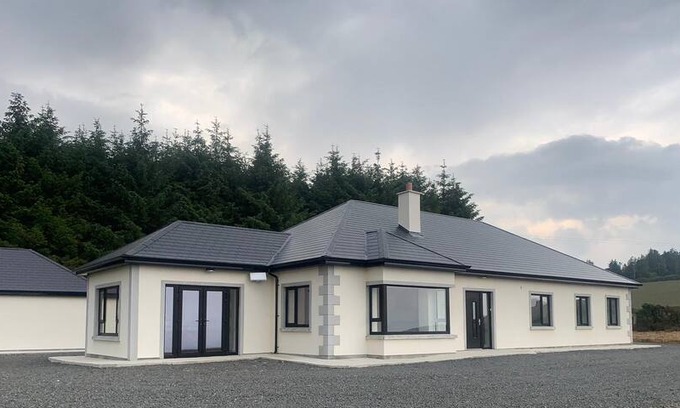 Ballyfad House | Woodside House, Rathpierce