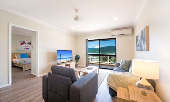 Airlie Beach Apartment | Coastal Vista, in the heart of Airlie Beach