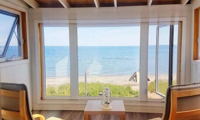 Beresford Cabin | Beresford Beach House - Oceanfront