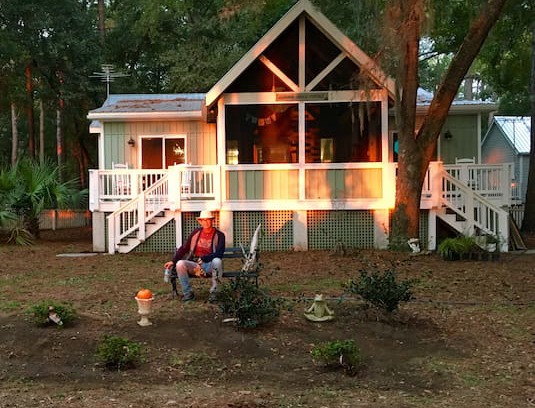 Daufuskie Island House | Glenn's Green Daufuskie Cottage Seashell Labyrinth