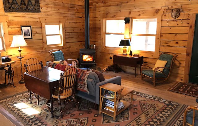 Coloma Cabin | Hunter's Drift - a cozy cabin in the woods