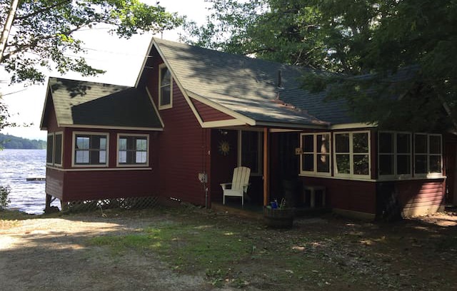 Stoneham House | Maine Cabin on beautiful Lake Keewaydin