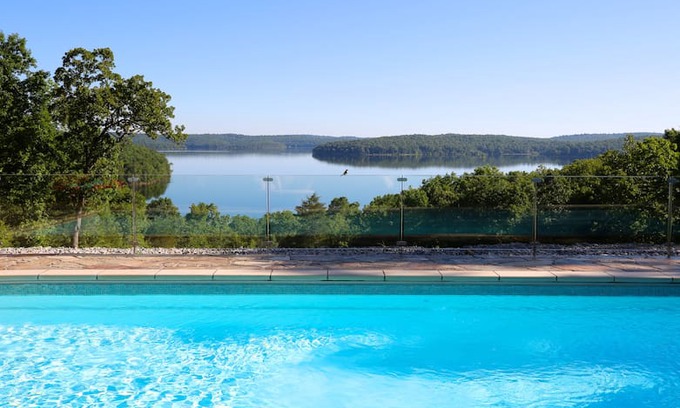 Mountain Home House | Luxury Lakeview Lodge Sleeps 30 with Heated Pool.