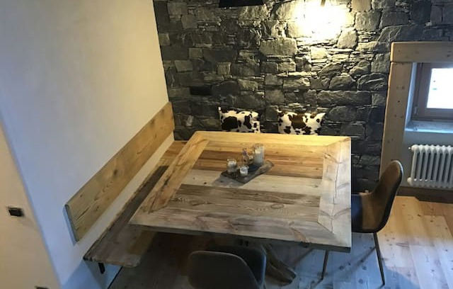 Isolaccia Apartment | Old House