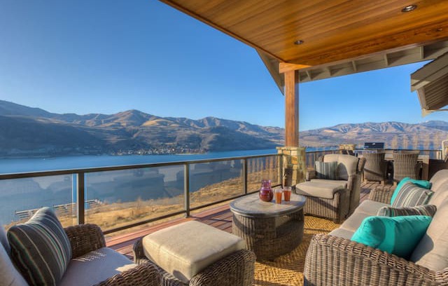 Chelan House | Lakeside Bluff at The Lookout at Lake Chelan