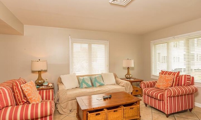 Isle of Palms Apartment | Port O' Call C104