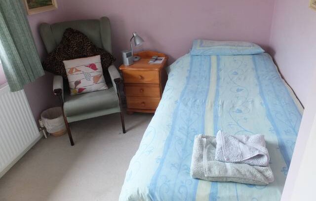Steventon Bed & Breakfast | "Orchard House, Steventon". B&B - Copse View