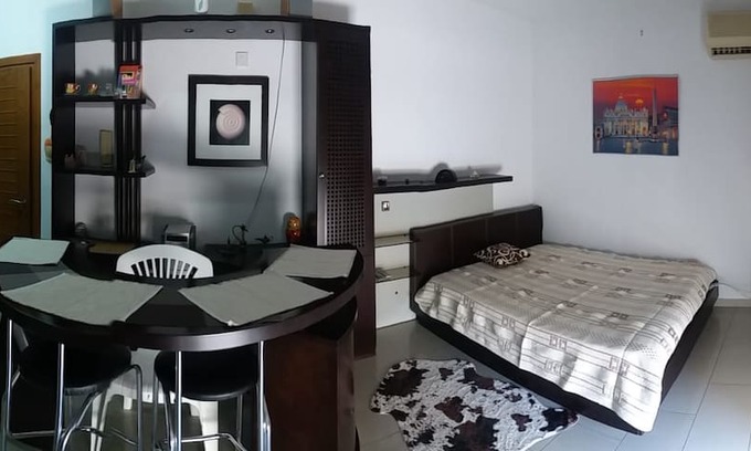 Larnaca Apartment | Studio Flat in the Center of Larnaca