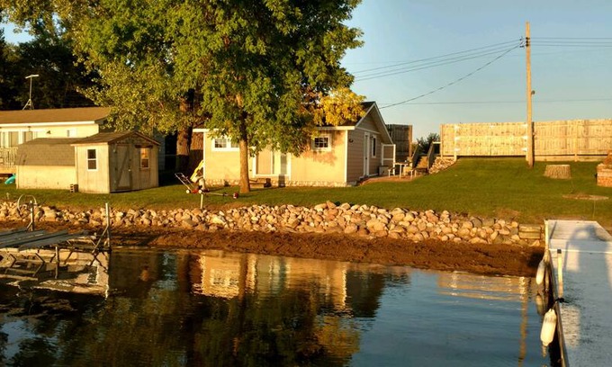 Waverly Cabin | Cozy Waverly lake cabin. 45 mins from Minneapolis