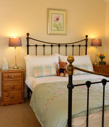 Penrhyn Bay Cabin | Fir Tree Cottage on the North Wales Coast.