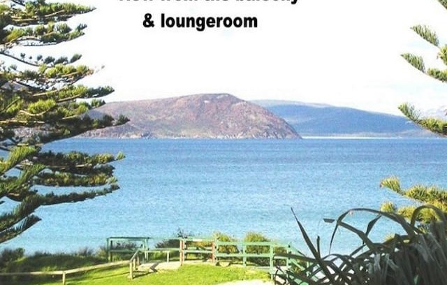 Middleton Beach Villa | On the beach - castlereagh 5 albany