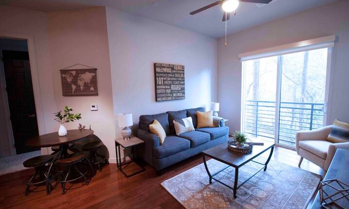 The Woodlands Apartment | Luxurious 2/2 in The Woodlands Waterway @Casa Luna