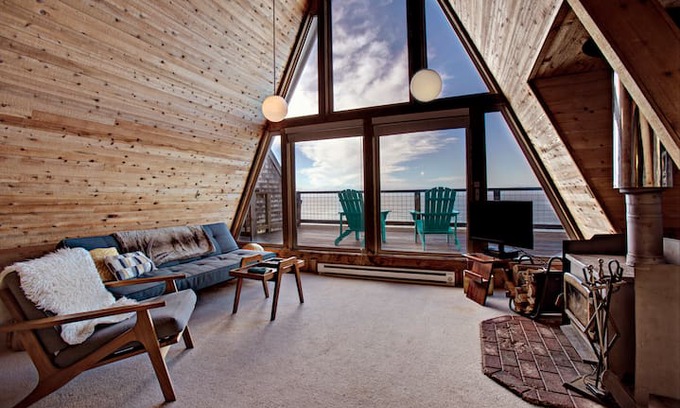 Oceanside Cabin | Oceanside A-Frame (Unit A)