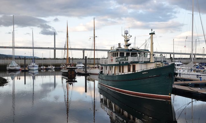 Inverness Boat Rental | Alba Cabin on Luxury Trawler Yacht, Inverness