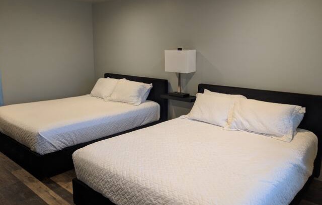 Preston Other | Private Double Queen Room (1)