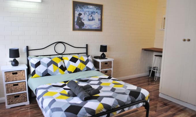 Whyalla Apartment | Fully Furnished Double Room for Rent in Whyalla