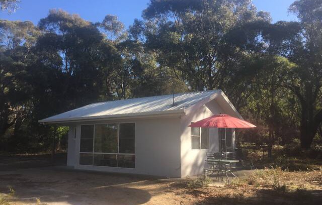 St Helens Cabin | Crayfish Hideaway Private Cottage Breakfast