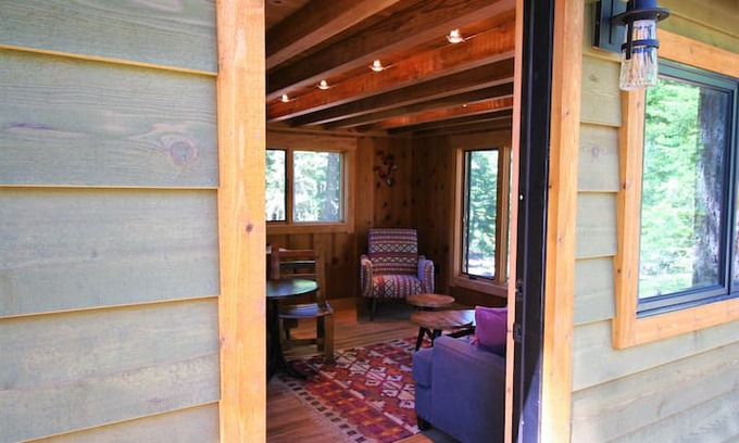 Sunnyside Villa | The Chalet 300: Sunnyside West Shore Lake Tahoe