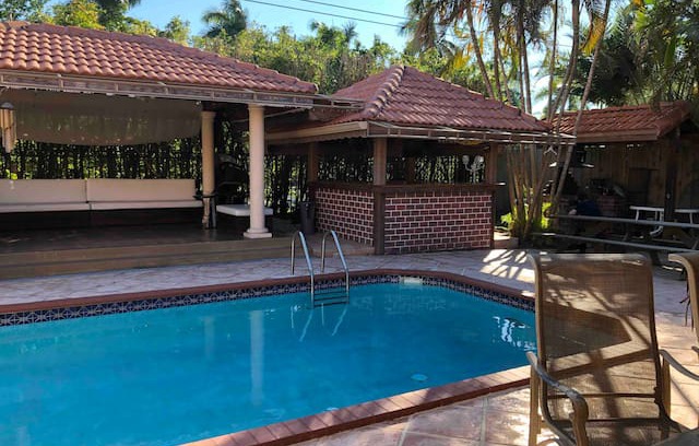 Country Walk House | Miami Country Walk area room for rent.