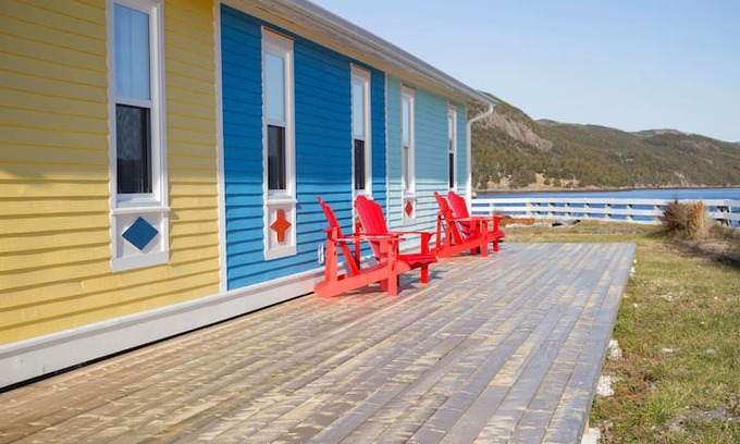Placentia House | Sea Rose Cottage - beautiful 2BR next to the ocean