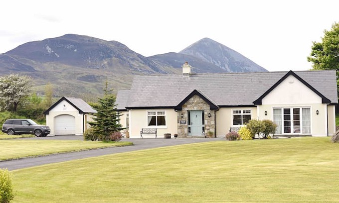 Westport House | Cinnèide House, Beautiful Family Home in Westport