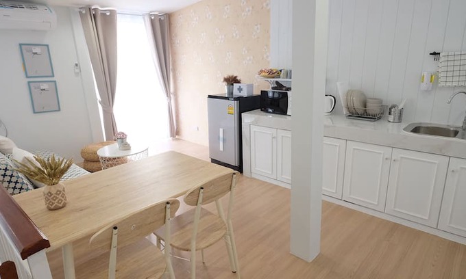 Chang Moi Apartment | HOME@129/3 Apt. for 2-5 people in central old city