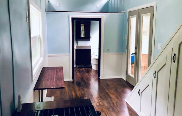 Westside House | Luxury Tiny Home on Peaceful Pond and Hobby Farm!