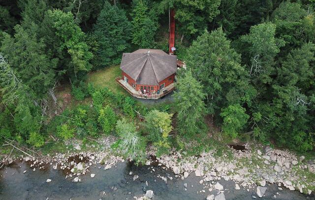 Hunter Villa | Big Timber Lodge - Waterfront Escape at Hunter Mtn
