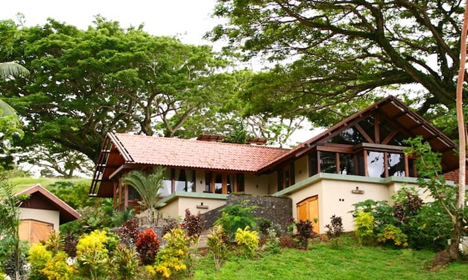 Savusavu Villa | Vesi Villa - a beautiful private home in Savusavu