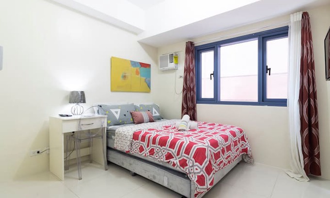 Ermita Apartment | Budget room in Manila near US Embassy/SLEC/WHO/SC