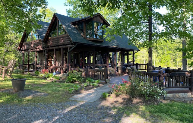 Haymarket Cabin | Lodge on the Lake