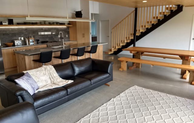 Ohakune House | Shed 22 - Big Family Home with Spa Mountain View