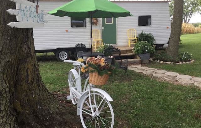 Higginsville Other | Ain't She Cute vintage style trailer Higginsville