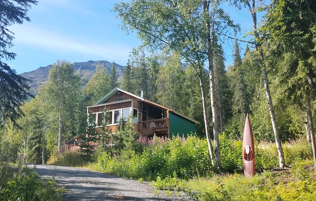 Cooper Landing Cabin | Upper Kenai Cabins - Russian Gap Retreat