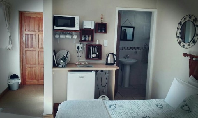 Klerksdorp Bed & Breakfast | Villa D'Amico Guesthouse. Home, away from home.