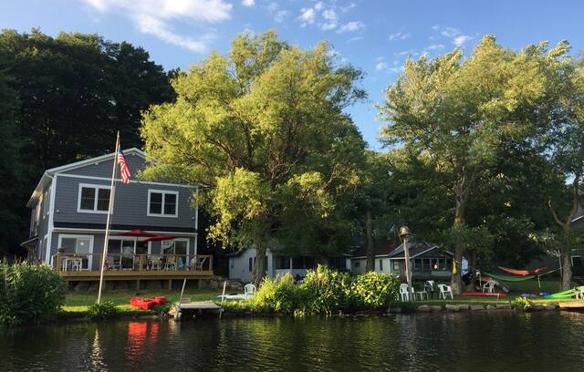 Smyrna Cabin | Deer Shores Cottage on Big Pine Island Lake, 7 BR