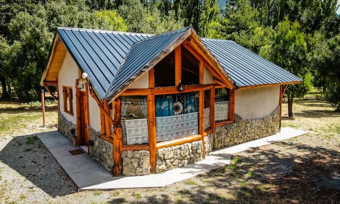 El Hoyo Cabin | Chacra che Suiza, Cabaña Grande