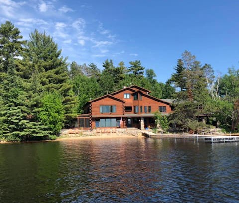 Cook Resort | Elbow Lake Lodge - Woodside Suite