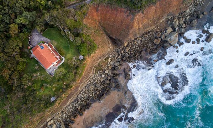 Central Coast Villa | Sirocco - Terrigal's Original Seaside Villa