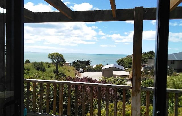 Moeraki House | The Snug