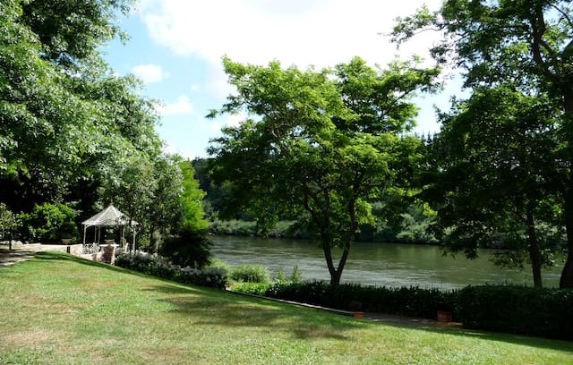 Waikato District House | The Boatshed Cottage B & B, River Rd,Hamilton