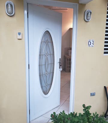 Canas Urbano Apartment | Coral Apartments