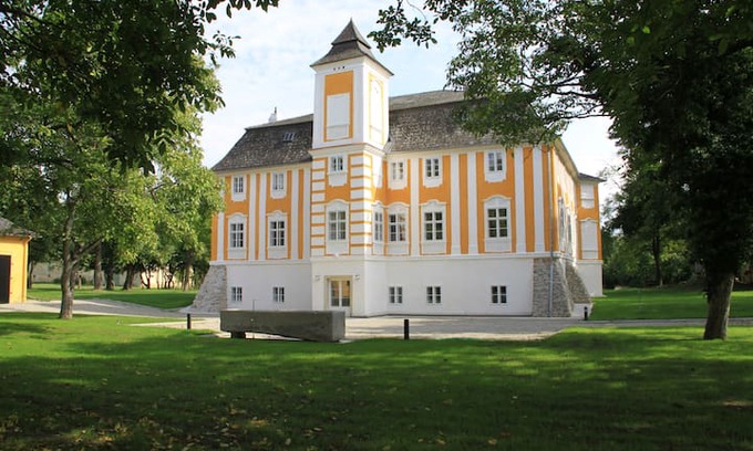 Gneixendorf Other | Unvergleichlicher Aufenthalt Schloss Wasserhof 3