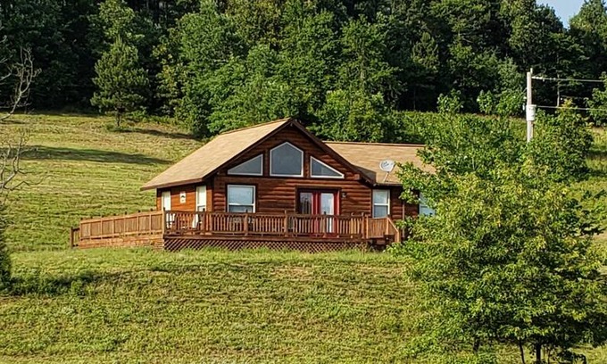 Hatton Cabin | Flat Creek Cabin
