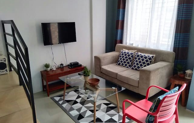Tanza House | Townhouse for rent near resorts in Tanza, Cavite.