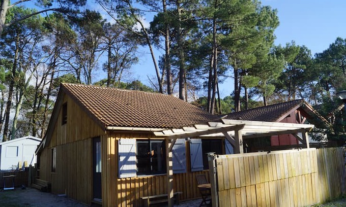 Gujan-Mestras Villa | CHALET Bassin d arcachon au milieu des pins