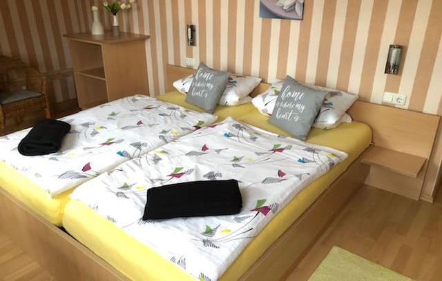 Niedenstein House | Gästehaus Falkenstein (Niedenstein) -, Doppelzimmer