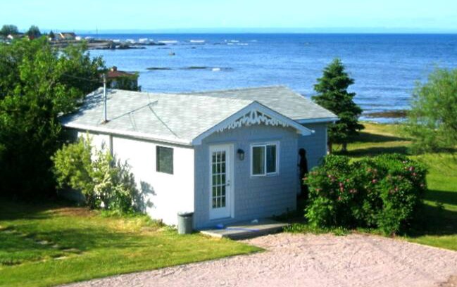 Petit-Rocher-Sud House | Chalet en bord de mer à Petit Rocher